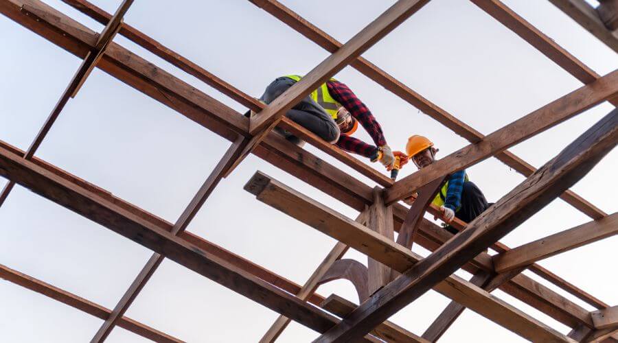 Professional residential roofers in Bluford, IL